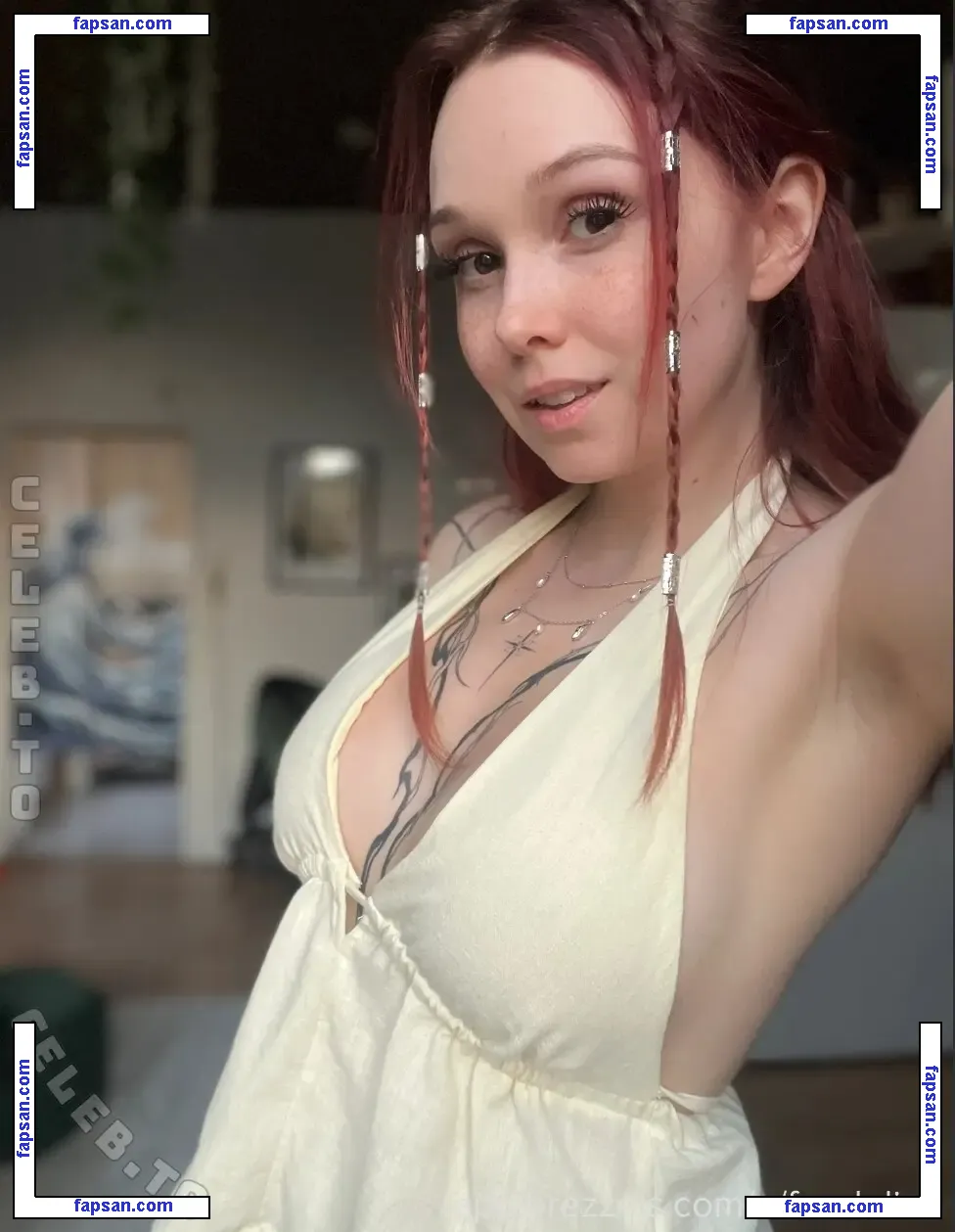 Feedeline голая фото #0146 с Онлифанс