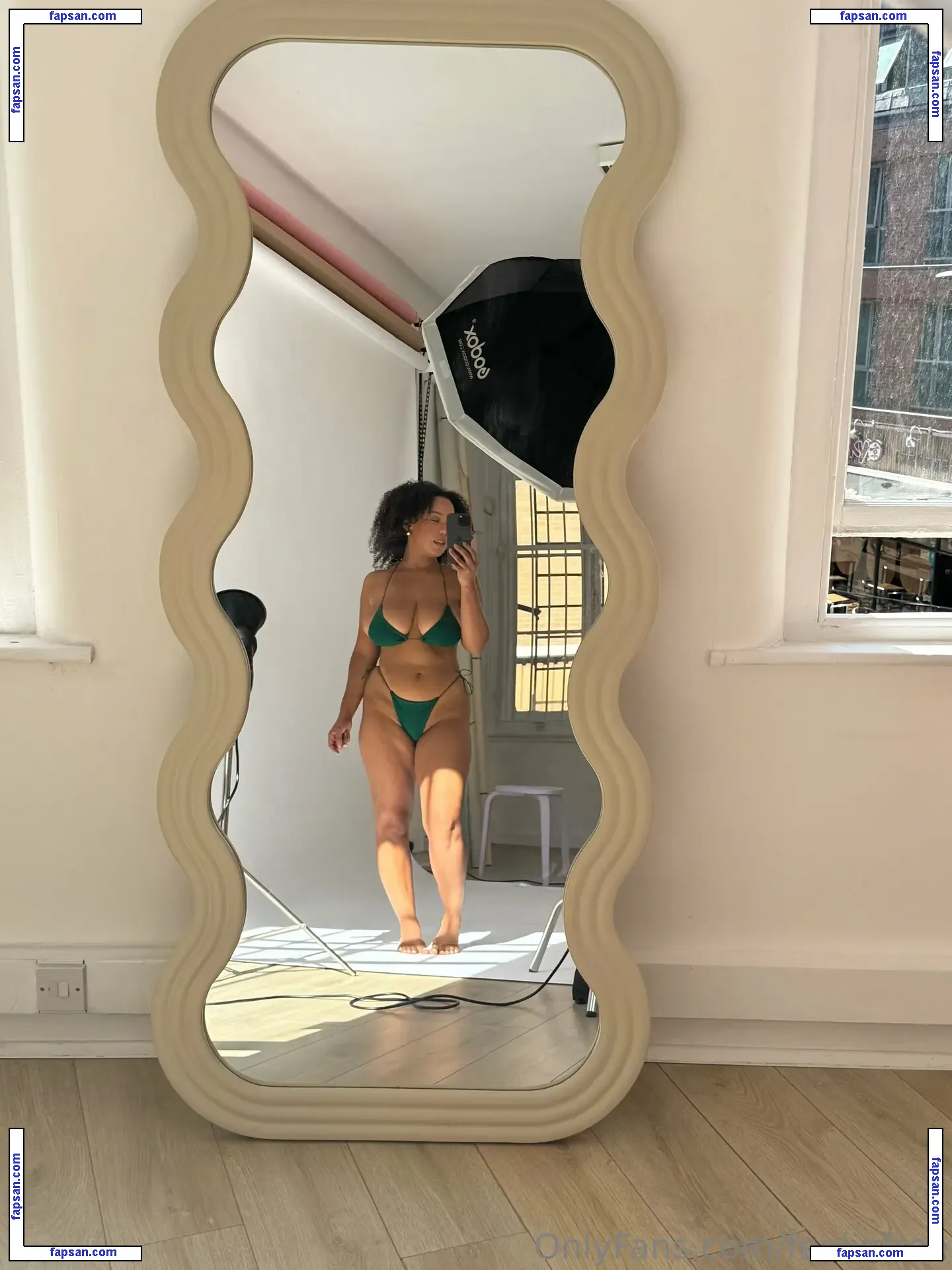 feelinfree nude photo #0069 from OnlyFans