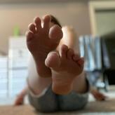 feet.guurl nude #0010