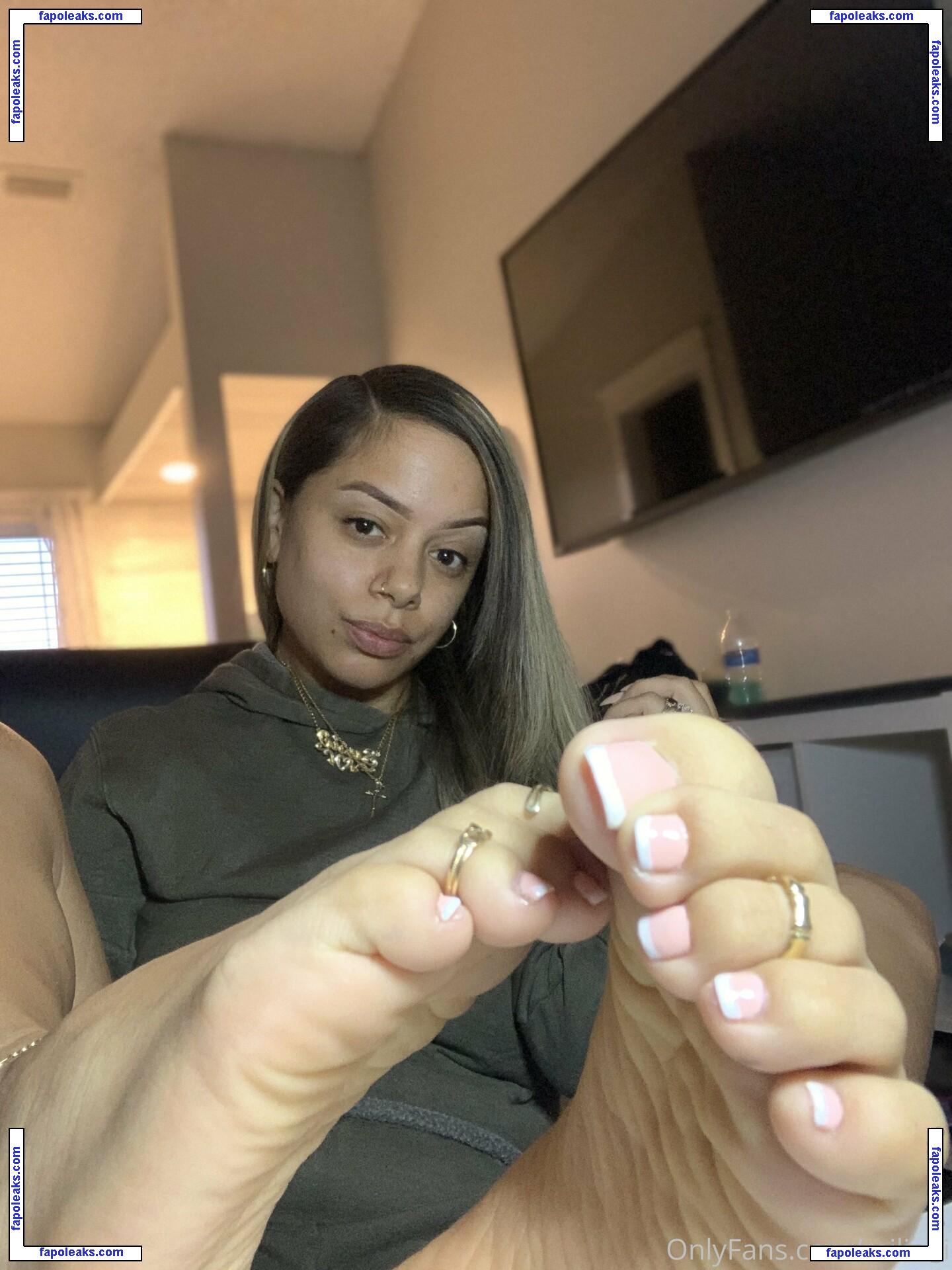 feetbymiliani / feetbymiliani_ / miliani nude photo #0031 from OnlyFans