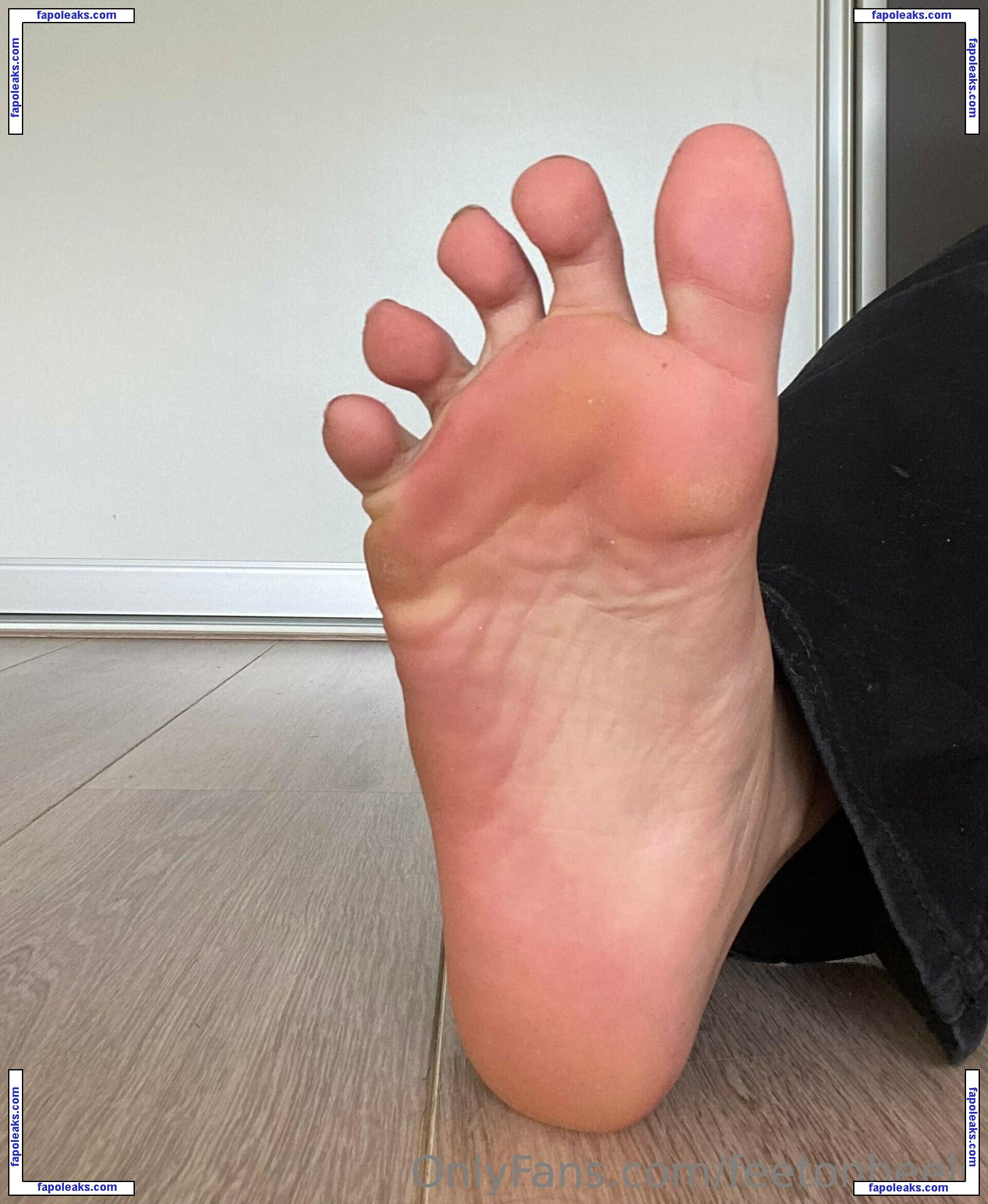 feetonheels nude photo #0005 from OnlyFans
