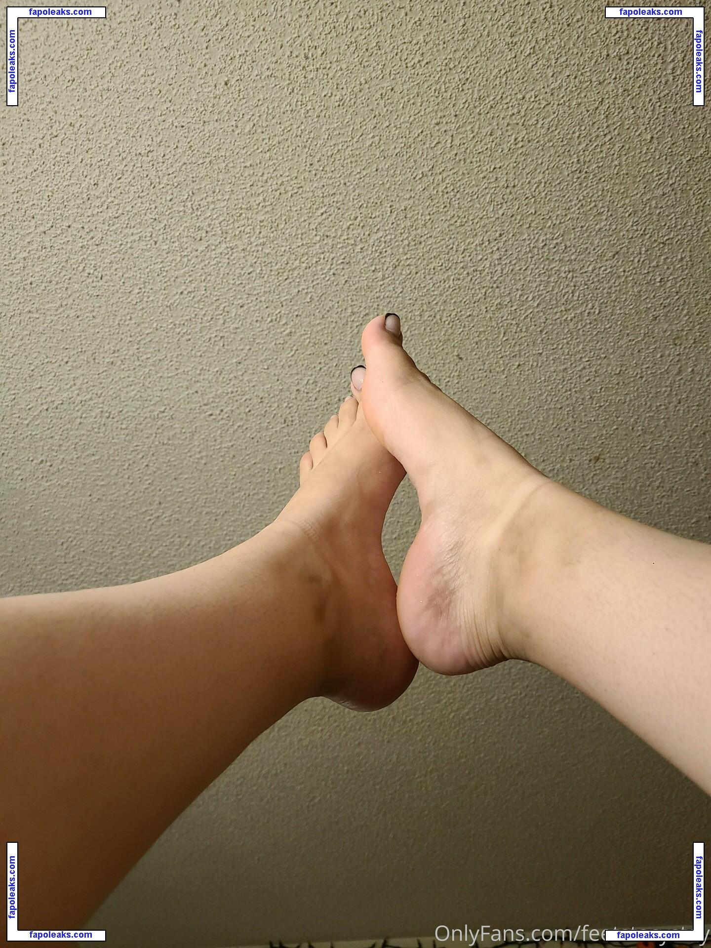 feetstacystay / feetstacy nude photo #0001 from OnlyFans