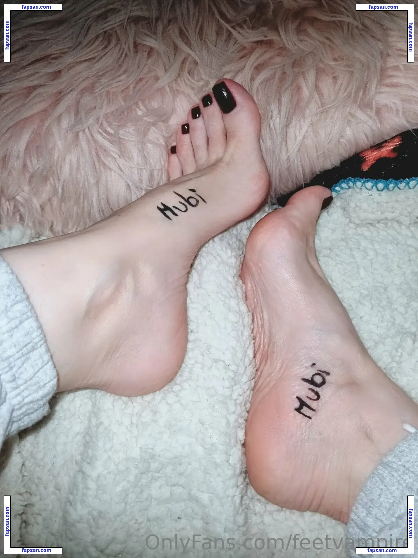 Feetvampire nude photo #0137 from OnlyFans