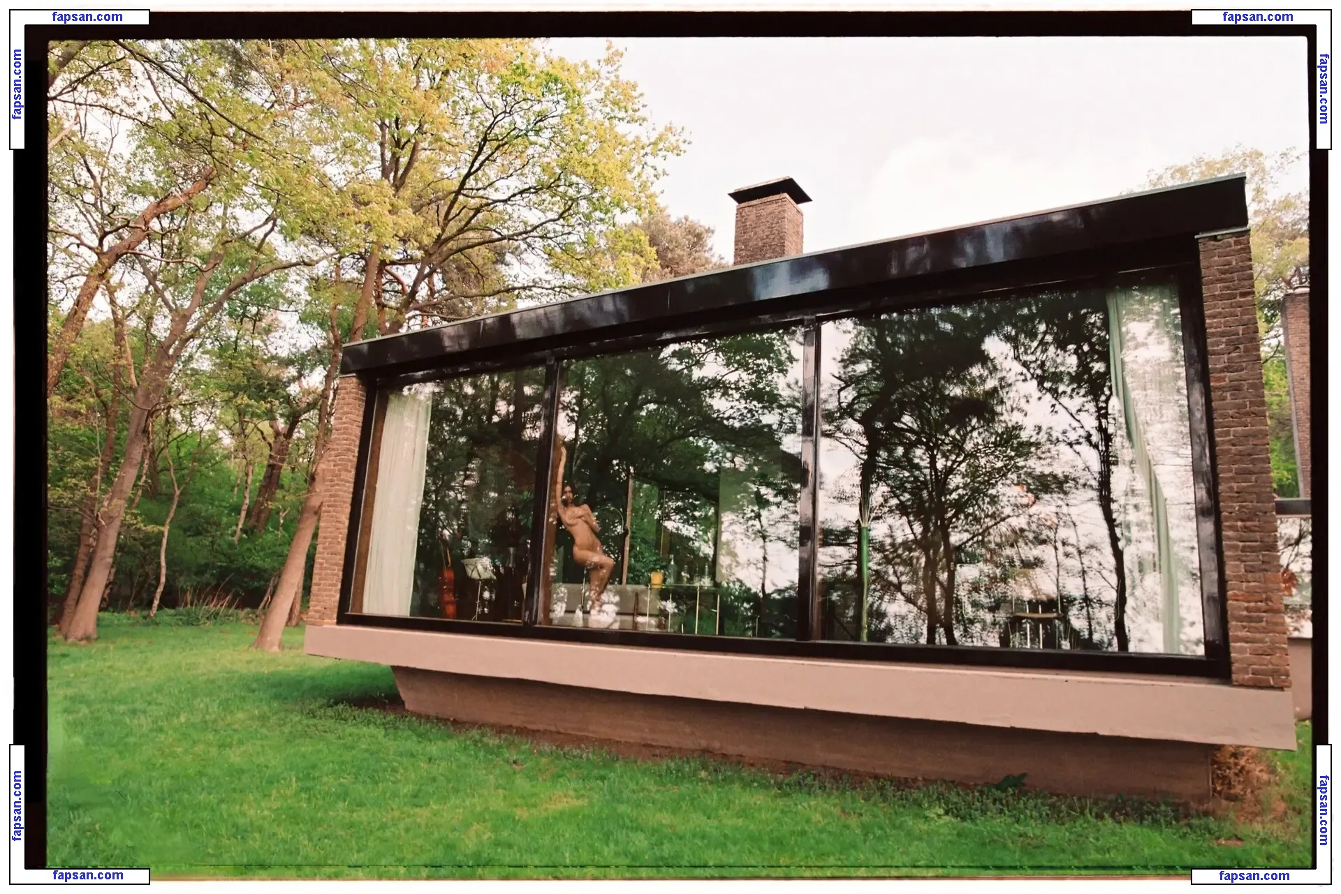 Felice Siemons голая фото #0001 с Онлифанс