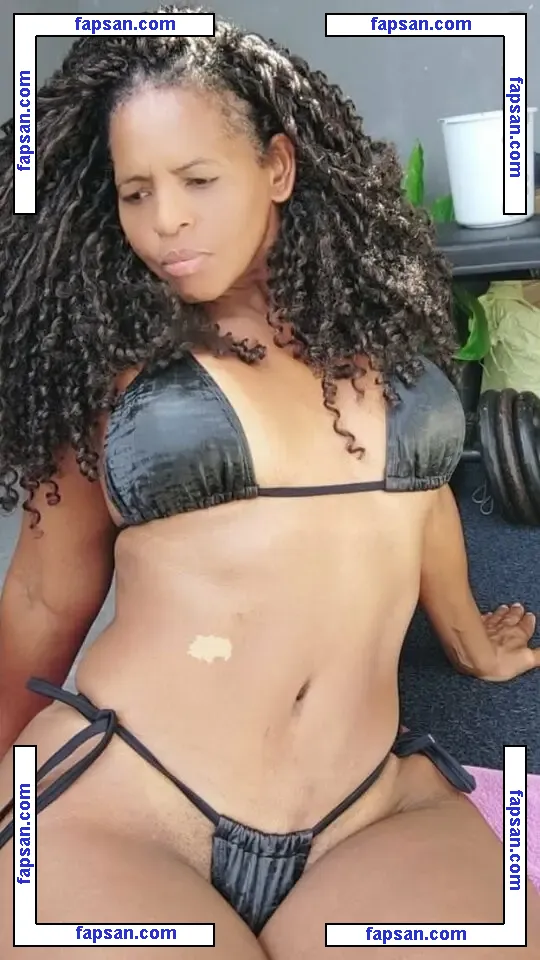 FelinaSexyOficial nude photo #0001 from OnlyFans