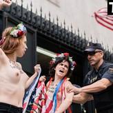 Femen голая #0005