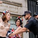 Femen голая #0006