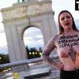 Femen голая #0033