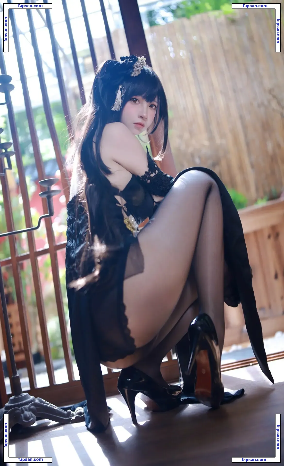 fengmaoss nude photo #0009 from OnlyFans