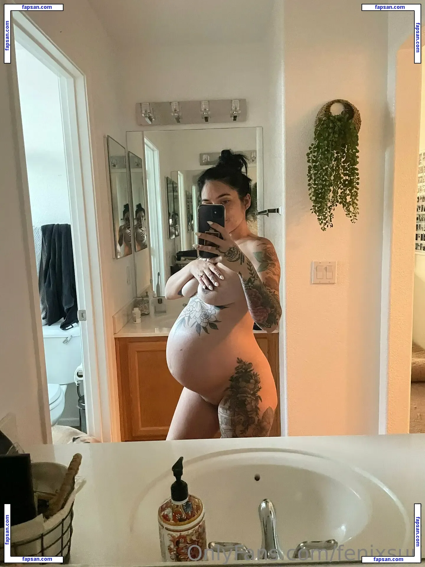 Fenix Sun nude photo #0013 from OnlyFans