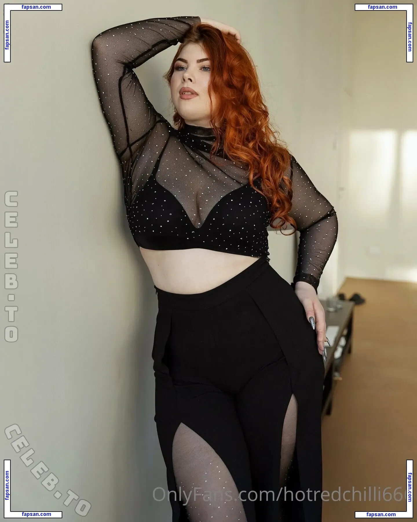 Ffoxyflame nude photo #0025 from OnlyFans