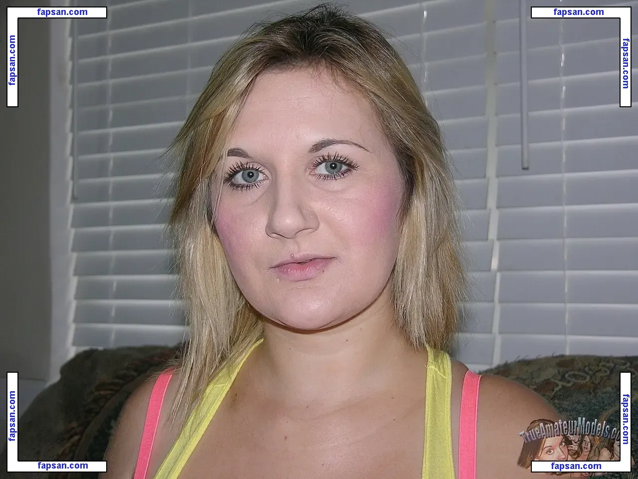 fififoxx nude photo #0001 from OnlyFans