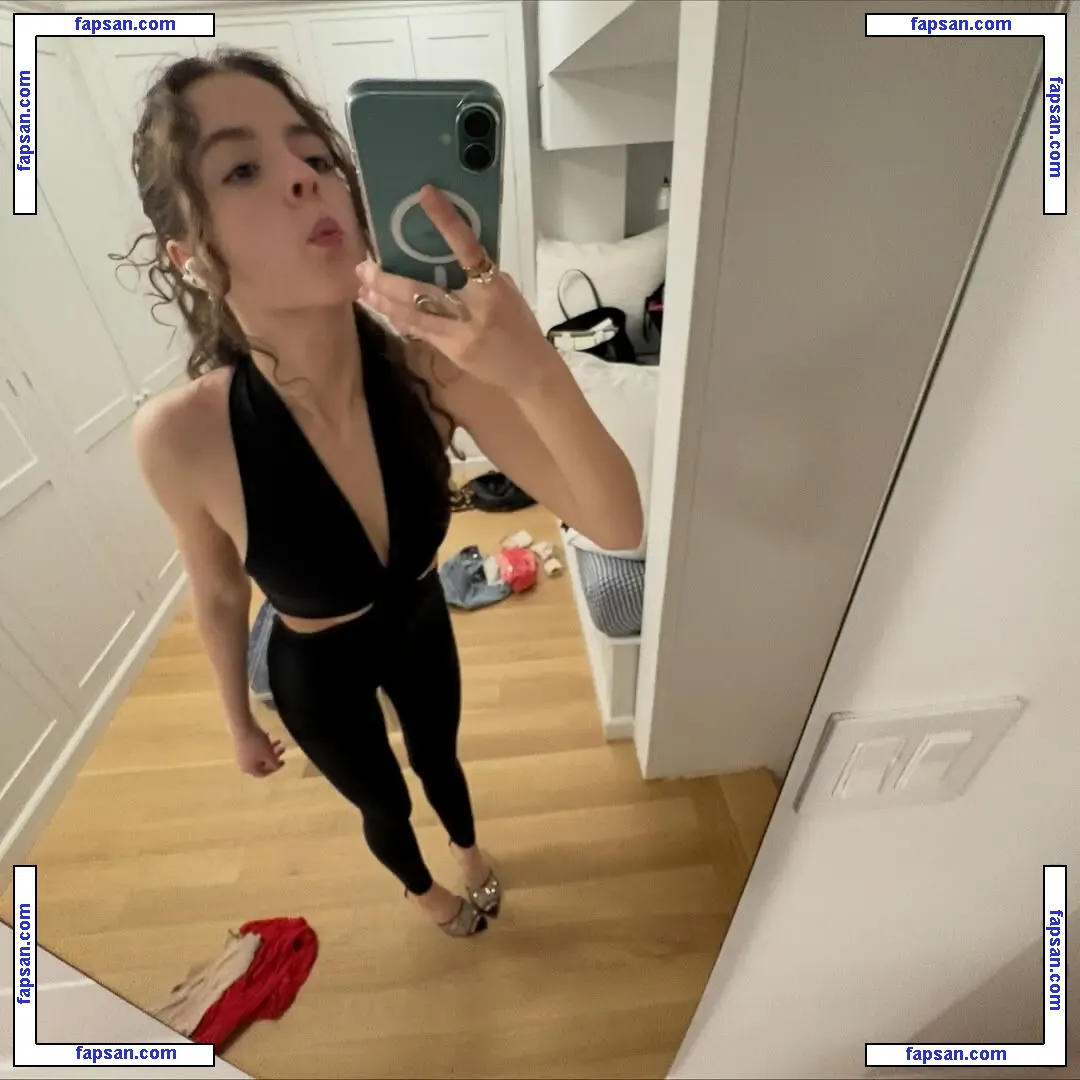 Fina Strazza nude photo #0006 from OnlyFans