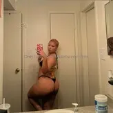 findomqveenfree nude #0001