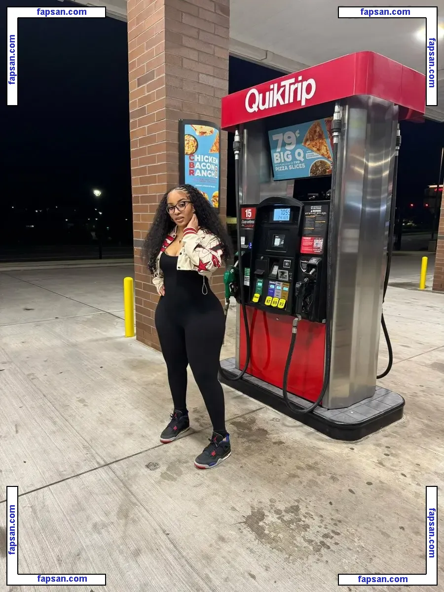 fineshitseni голая фото #0010 с Онлифанс