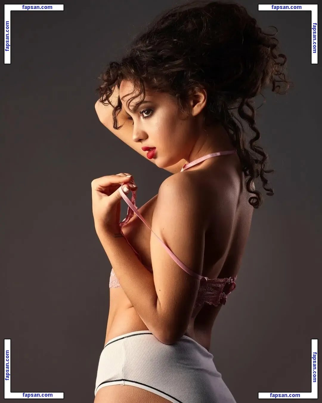 finnishgirlreacts голая фото #0021 с Онлифанс