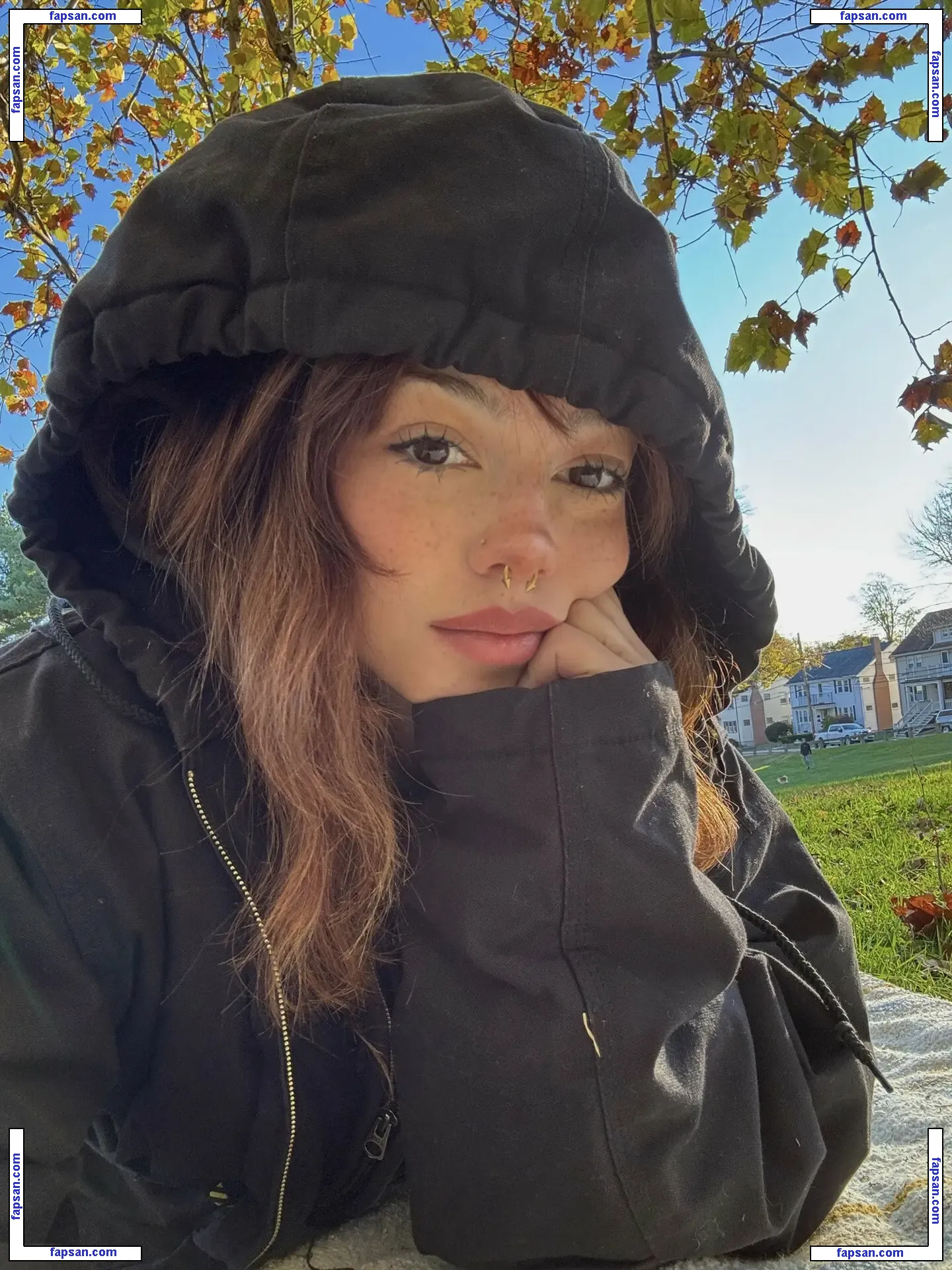 finseaa голая фото #0057 с Онлифанс