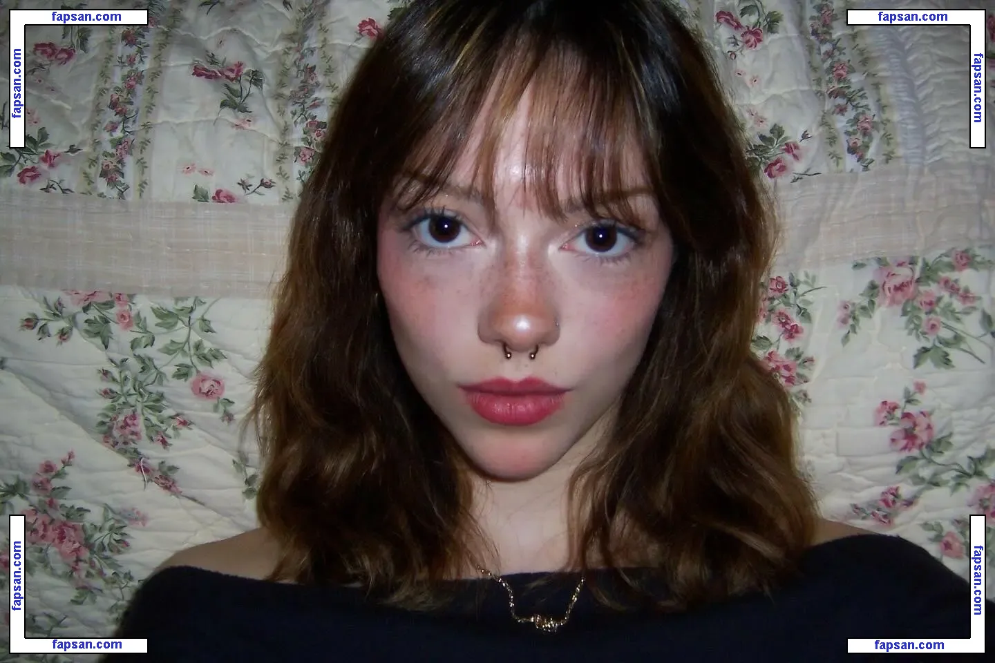 finseaa голая фото #0058 с Онлифанс