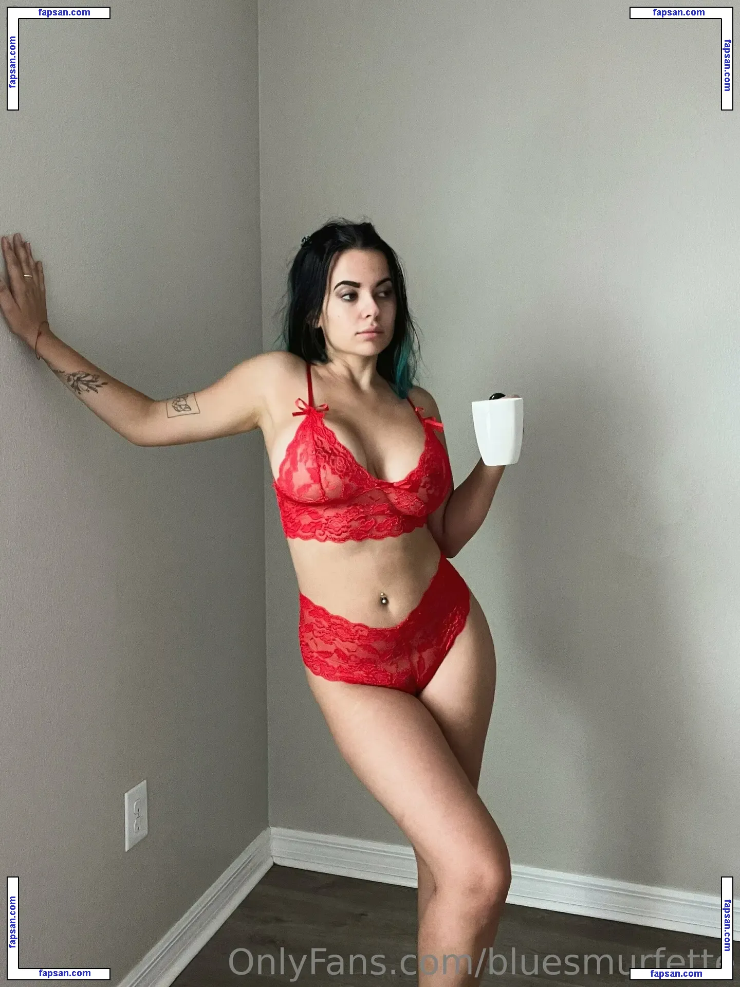 Fiona Bones / bluehairbones nude photo #0131 from OnlyFans