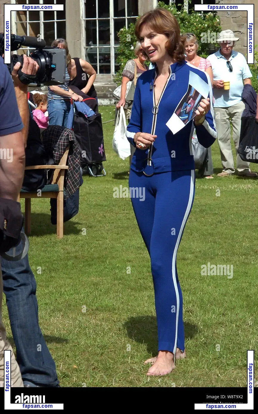 Fiona Bruce nude photo #0014 from OnlyFans