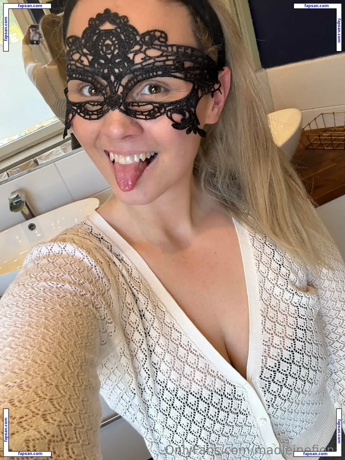 fiona_hotwife_free nude photo #0001 from OnlyFans
