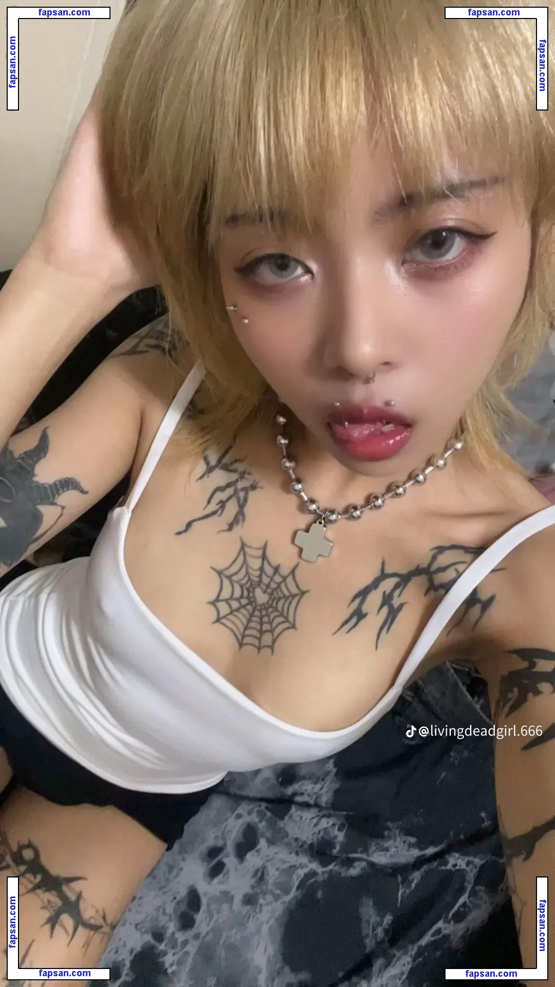 Fiona Mari голая фото #0007 с Онлифанс