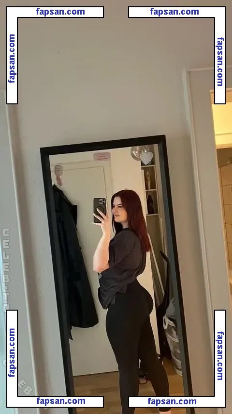 Fiorella Eickhoff nude photo #0003 from OnlyFans