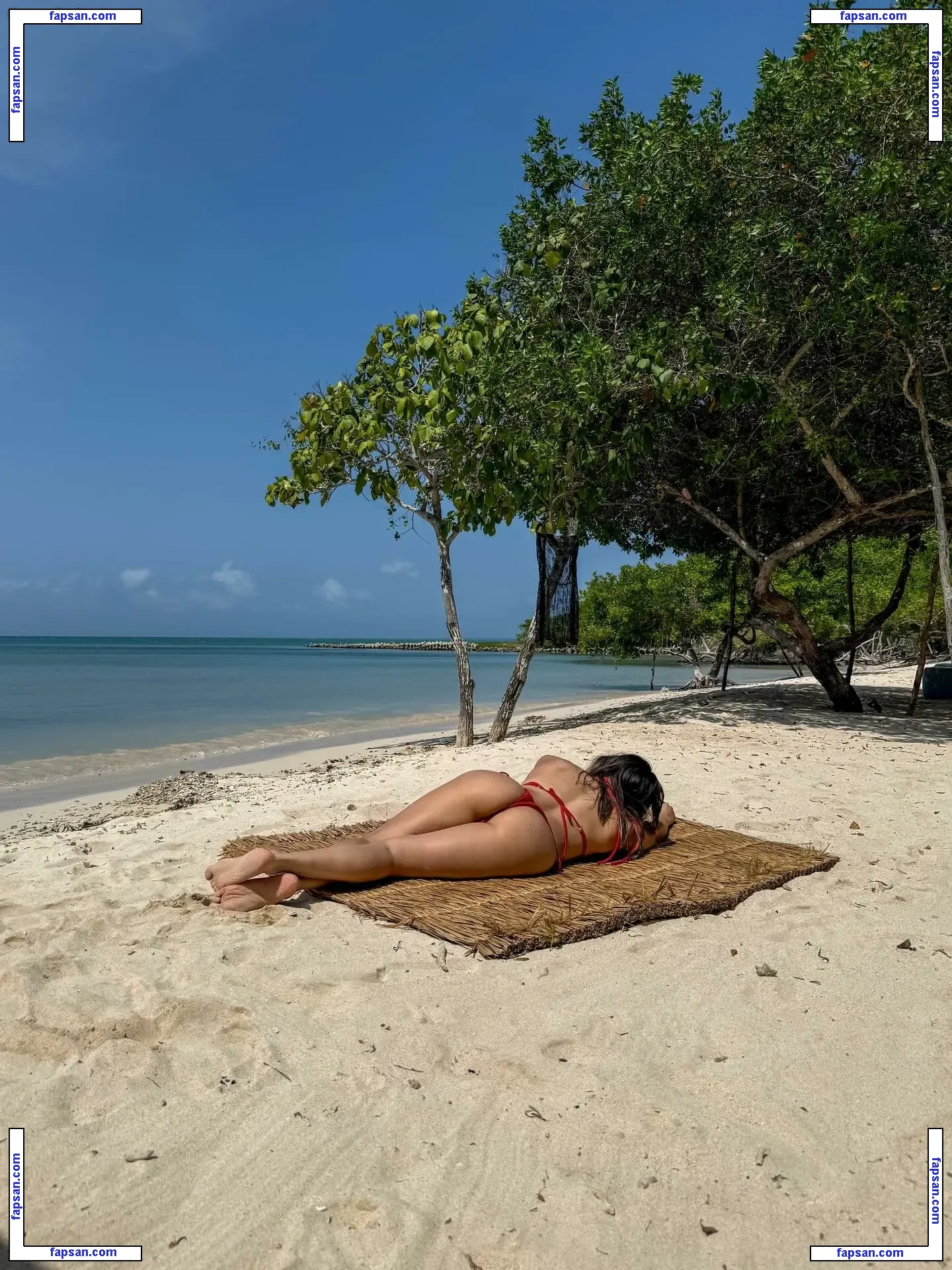 Fiorella Retiz голая фото #0073 с Онлифанс