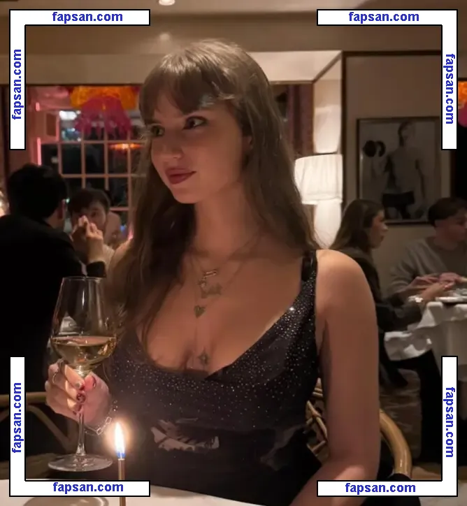 Fitbyalx nude photo #0016 from OnlyFans