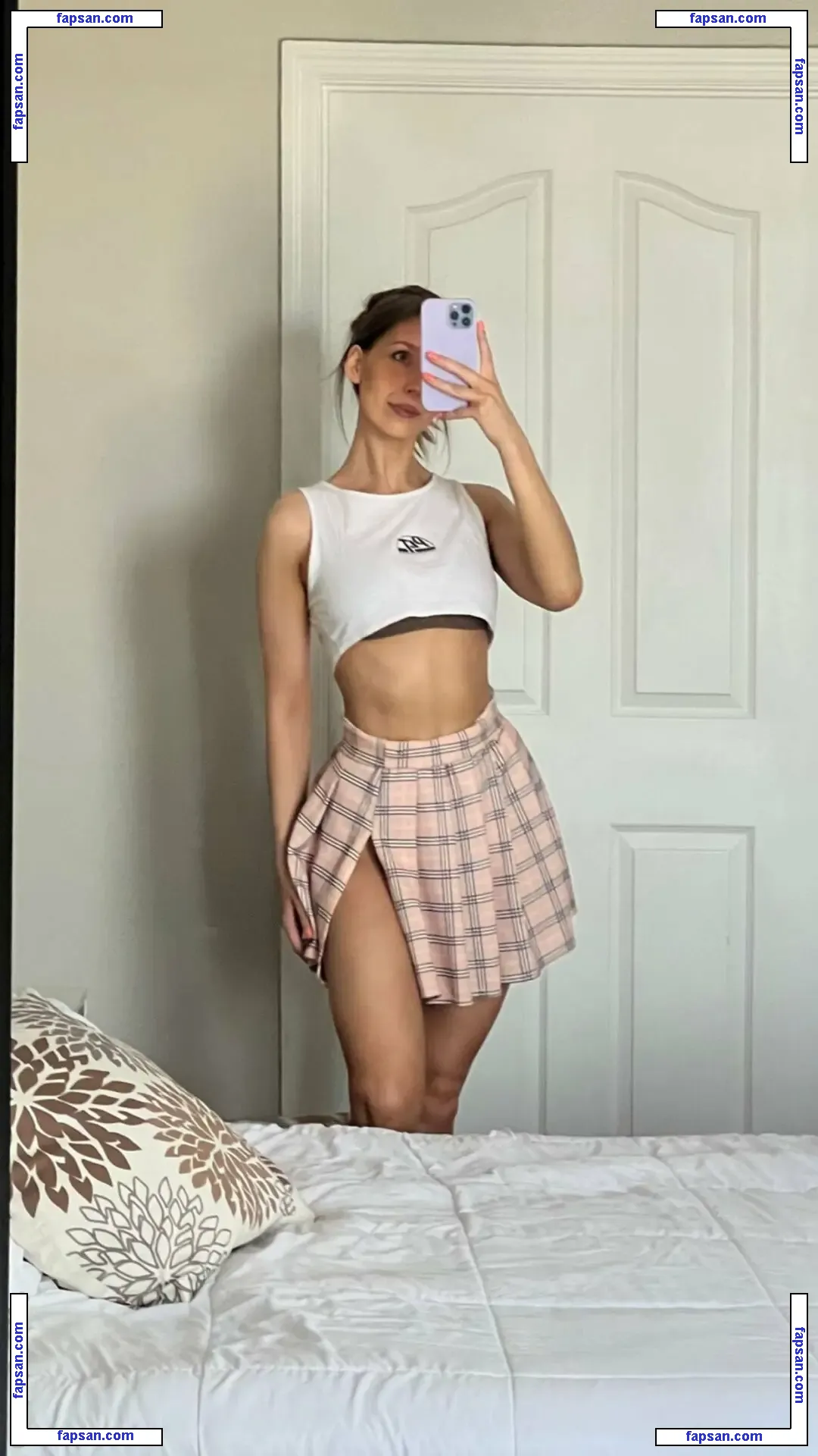 Fitwaffle nude photo #0008 from OnlyFans