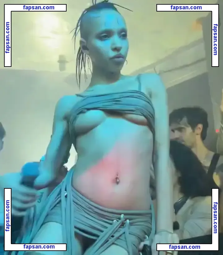 FKA twigs nude photo #0416 from OnlyFans