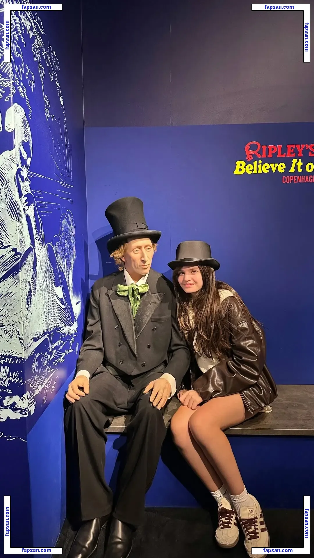 Fladia Topi nude photo #0024 from OnlyFans