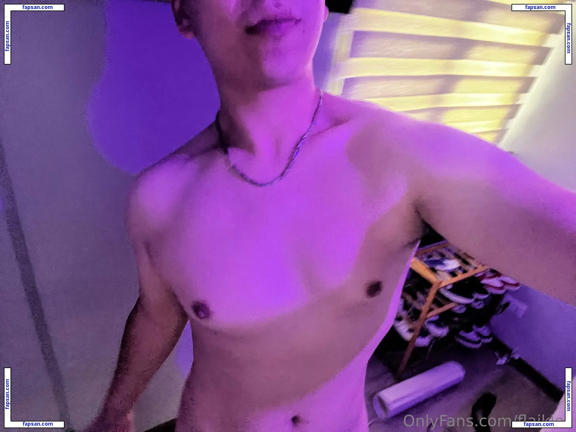 flaiklon nude photo #0001 from OnlyFans