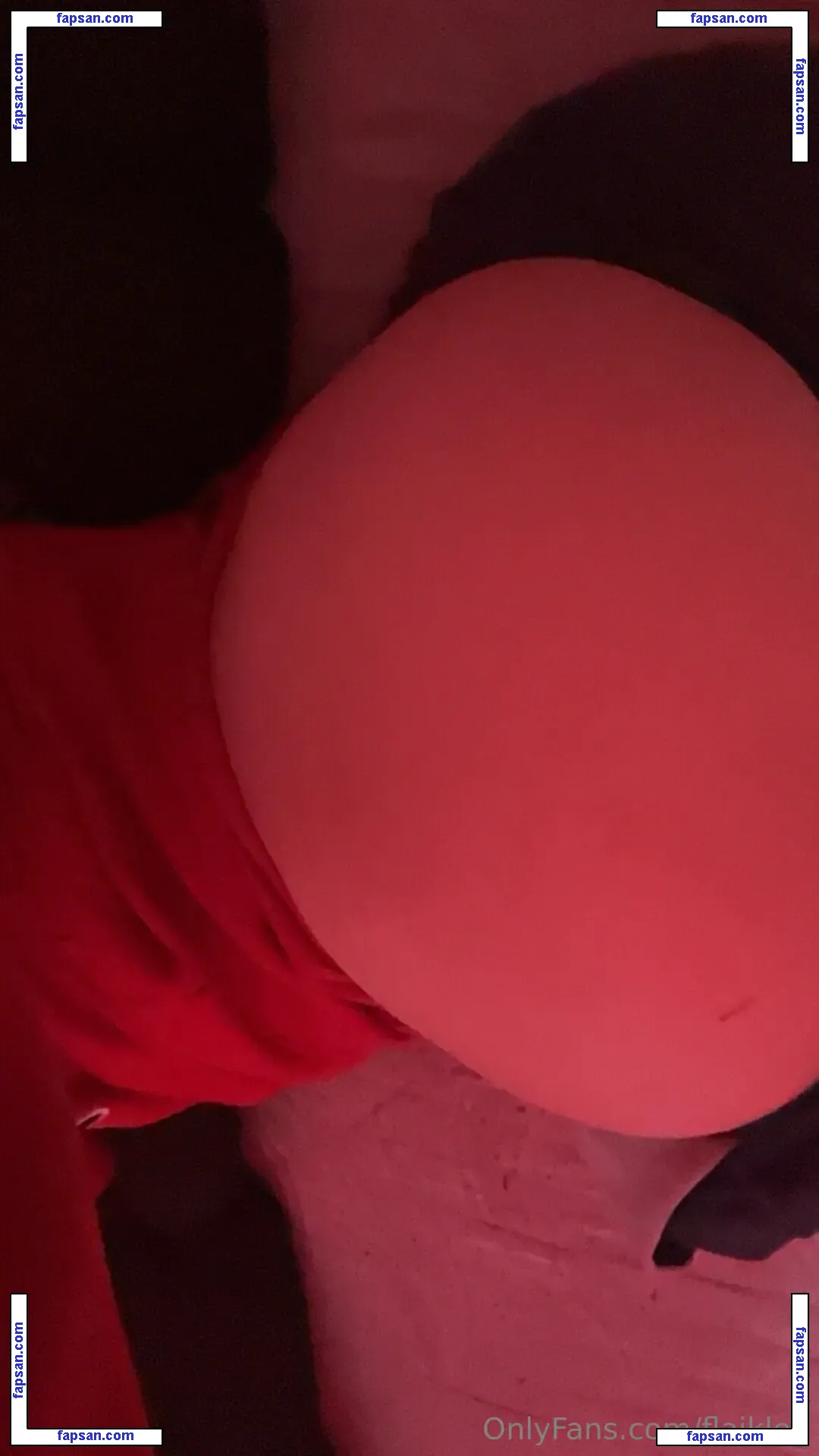 flaiklon nude photo #0002 from OnlyFans