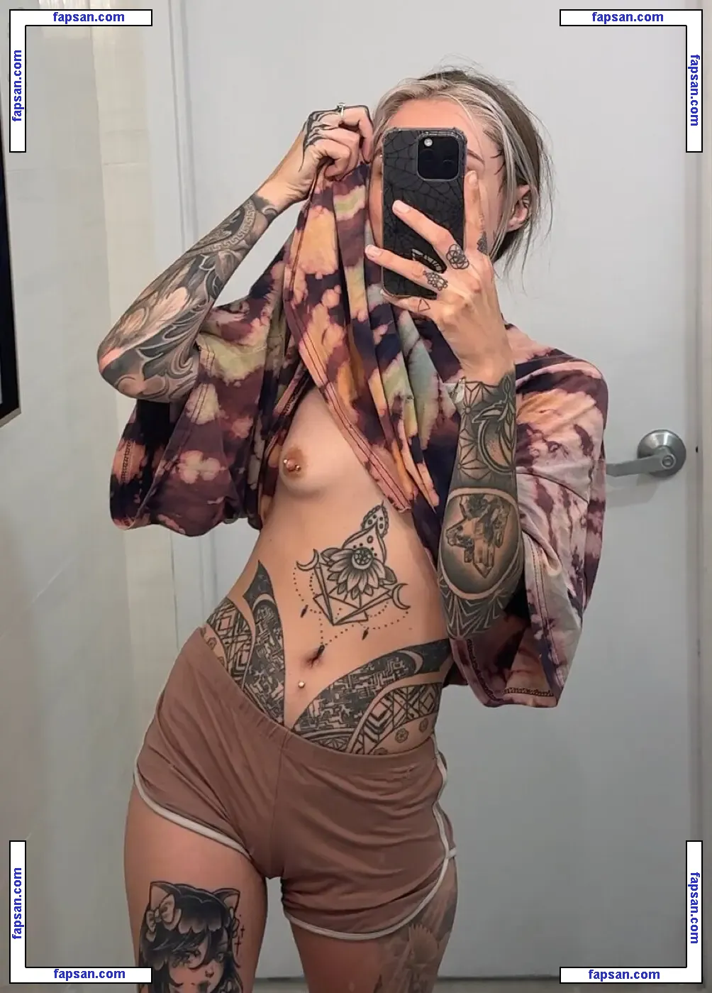 Flat Chests голая фото #0008 с Онлифанс