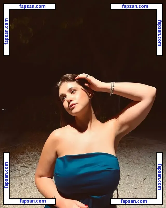 Flavia Di Castro голая фото #0001 с Онлифанс