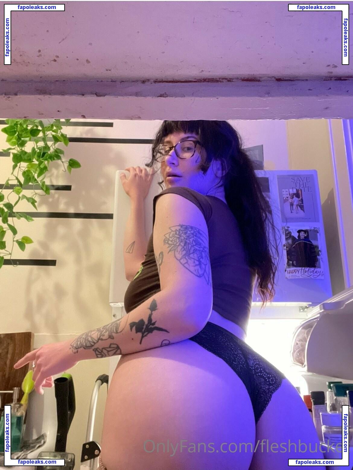 Fleshbucket nude photo #0003 from OnlyFans