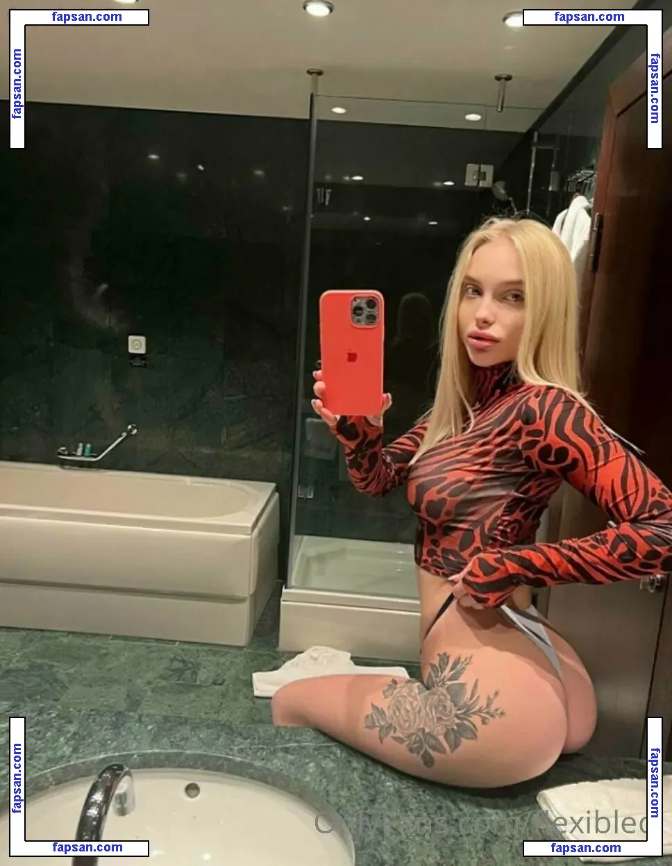 Flexibledi nude photo #0001 from OnlyFans