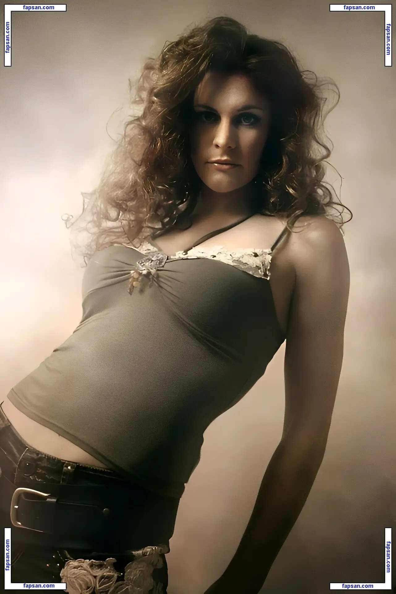 Floor Jansen / floor_jansen_official / songsandthongs голая фото #0065 с Онлифанс