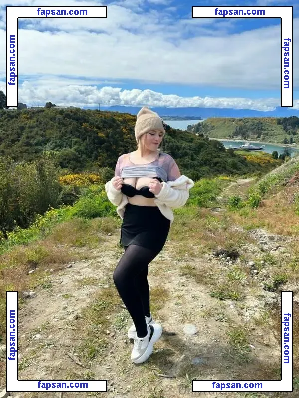 flopikat nude photo #0028 from OnlyFans