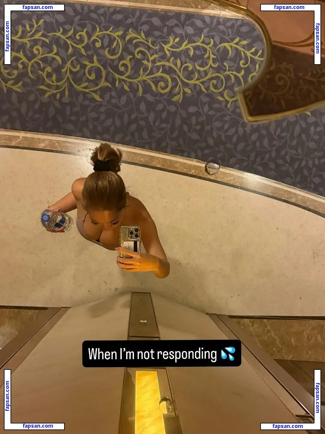 Floralydo голая фото #0058 с Онлифанс