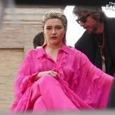 Florence Pugh голая #1378