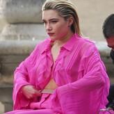 Florence Pugh голая #1382