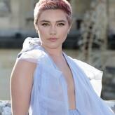 Florence Pugh голая #1576