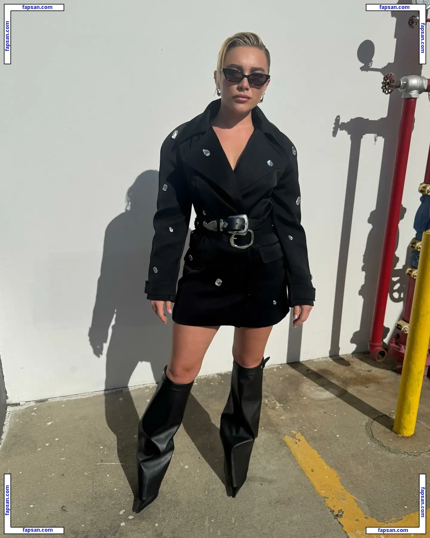 Florence Pugh голая фото #2734 с Онлифанс