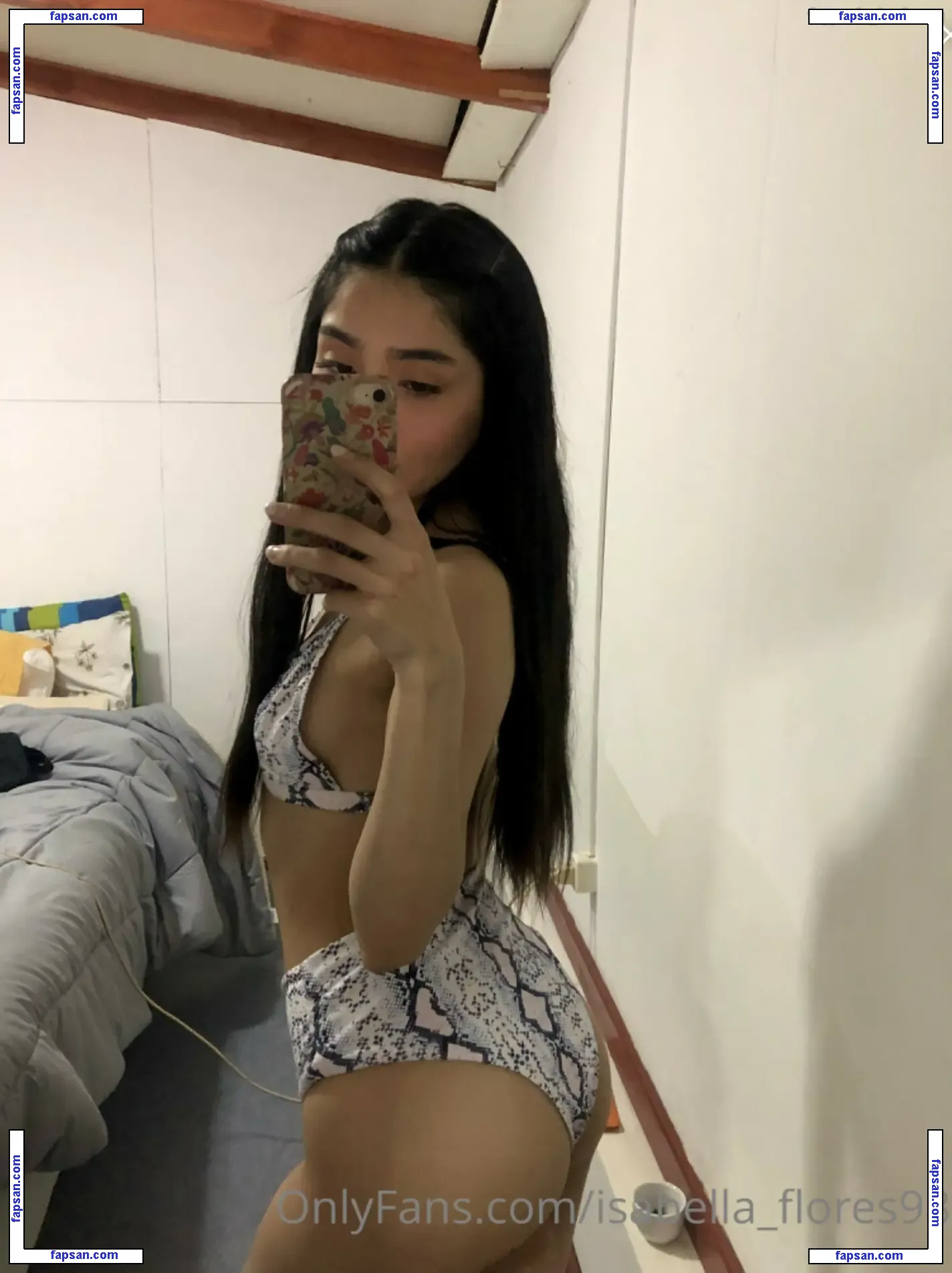 Flores_Isabella98 nude photo #0096 from OnlyFans