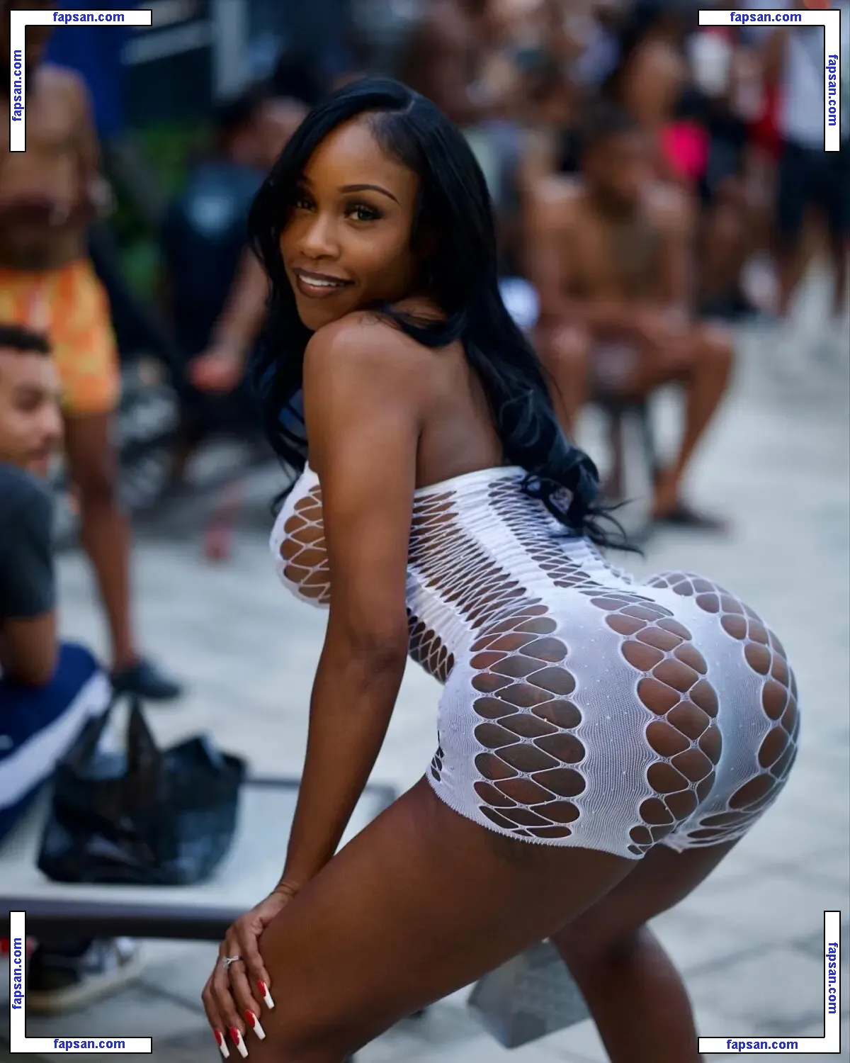 Fondafoster18 nude photo #0002 from OnlyFans