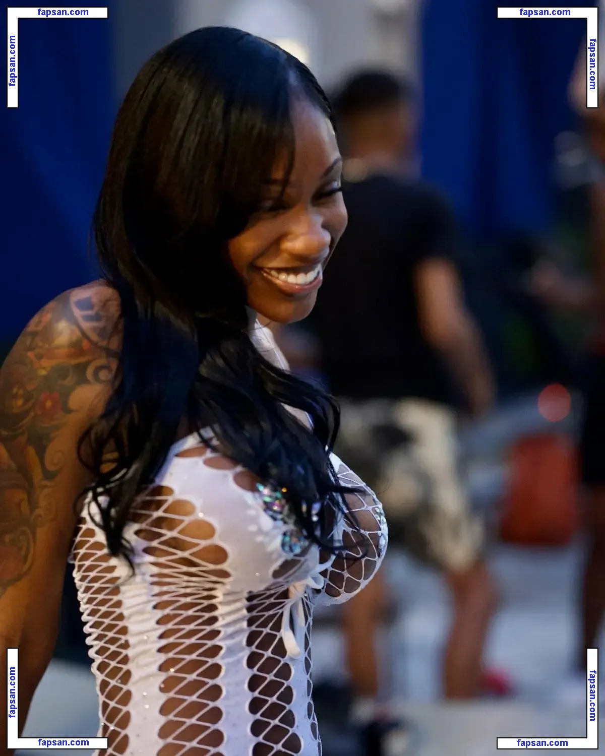 Fondafoster18 nude photo #0008 from OnlyFans