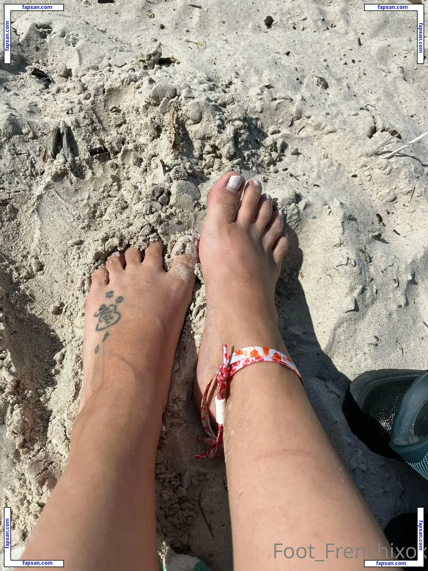 foot_frenchixox nude photo #0001 from OnlyFans