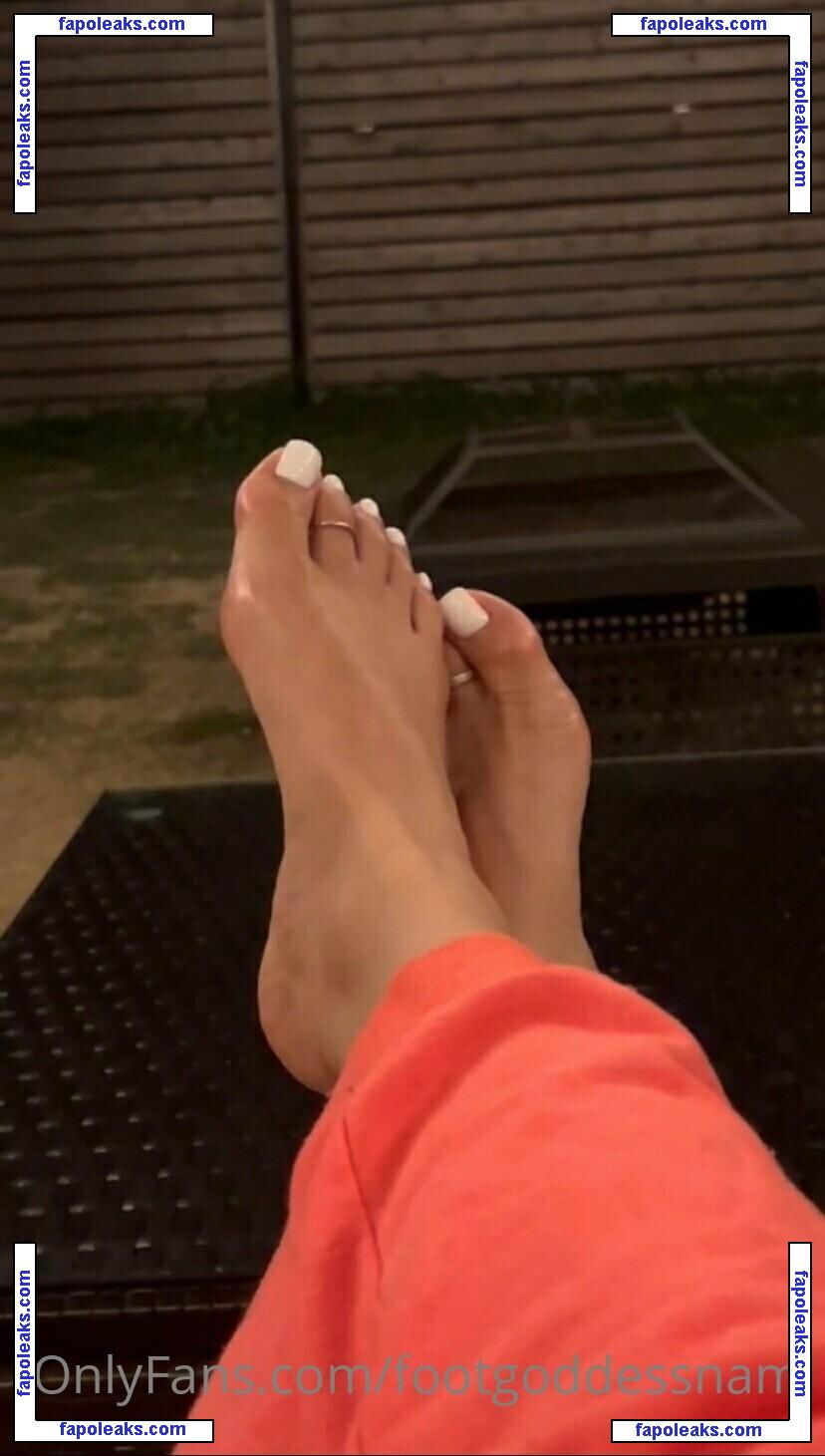 footgoddessnami / beauties_of_feet nude photo #0029 from OnlyFans